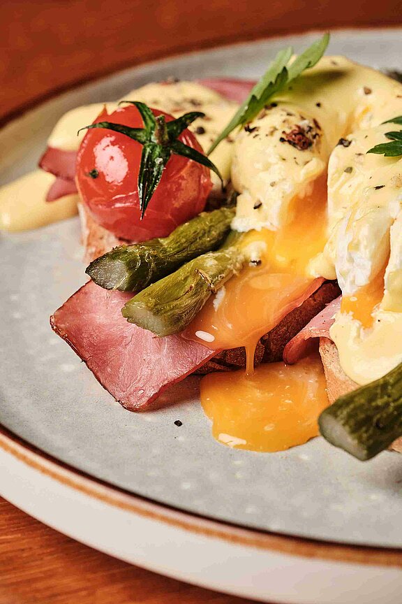 Leckere Egg Benedict im Bonngout in Bonn